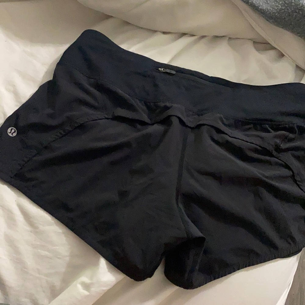 GREAT condition lulu room black 4 inch shorts